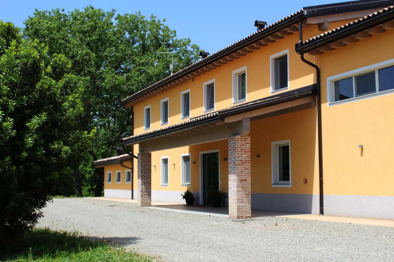 Agriturismo Bacchanalis Ziano Piacentino Buitenkant foto